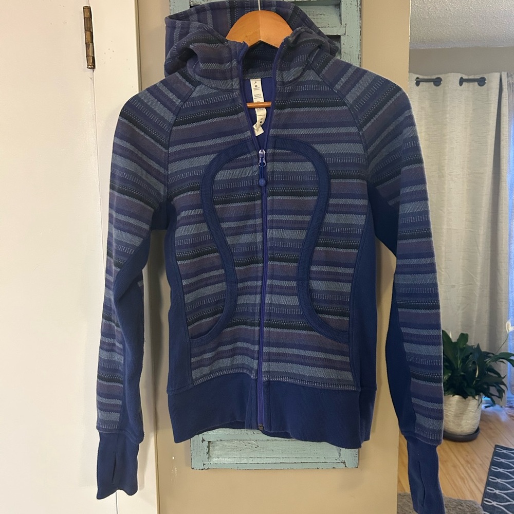 Lululemon Striped Blue and Purple Scuba